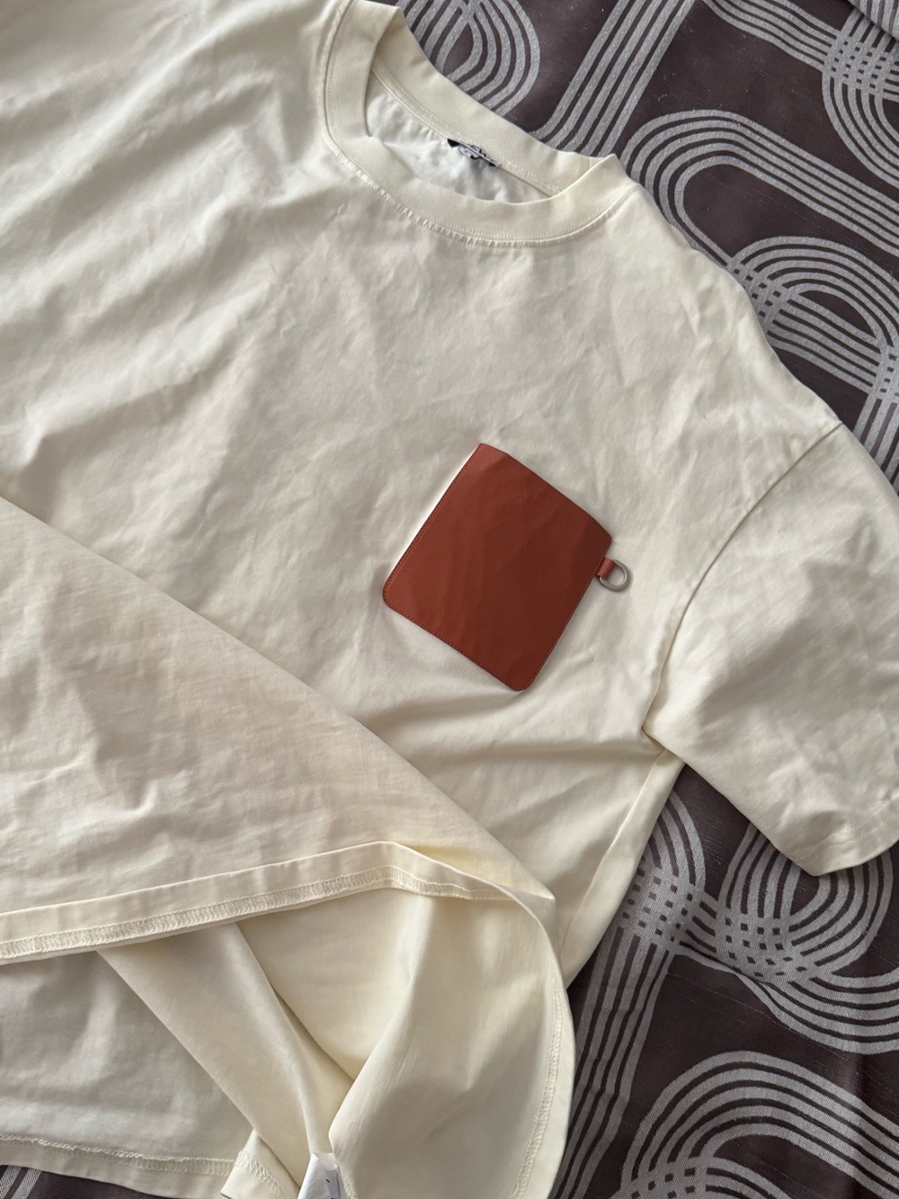 Loewe Cream T-Shirt with Brown Patch Pocket - Picture 9 of 9